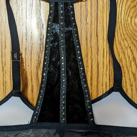 Victoria's Secret Very Sexy Push Up Racer Back Velour Bra - Picture 3 of 5